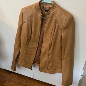 G.I.L.I leather jacket like new size 6